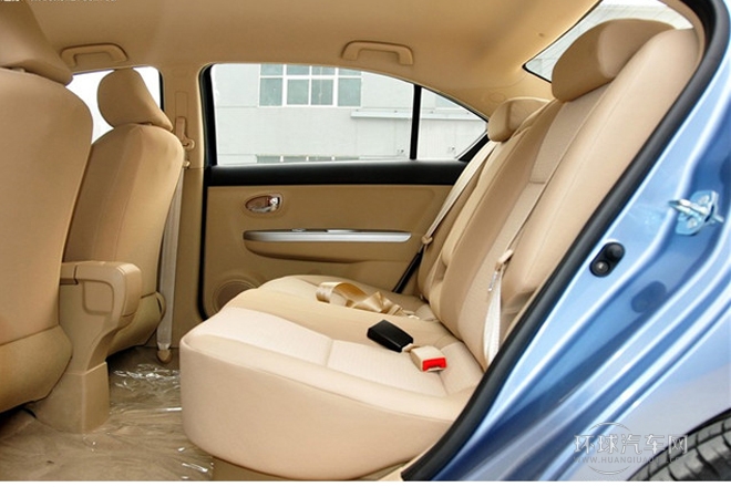 2013款 1.5L CVT舒適型