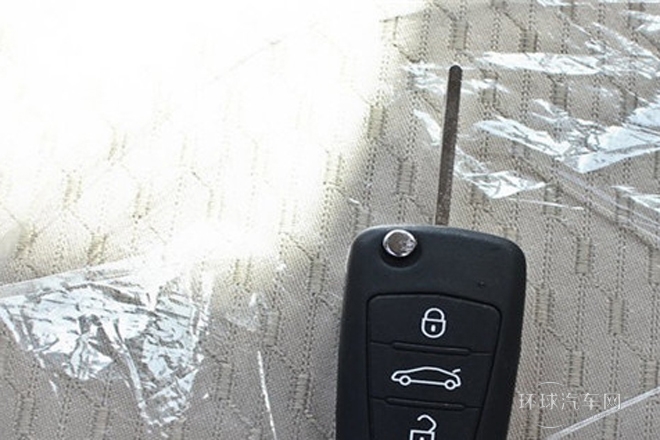 2013款 1.5L 手動豪華型