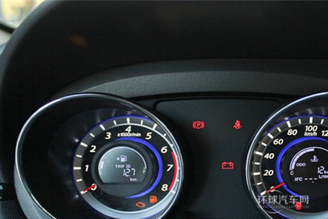 2013款 1.5L 手動豪華型