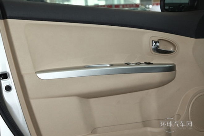 2013款 1.5L CVT豪華型