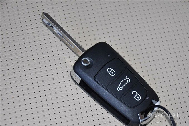 2013款 1.5L 手動精英型