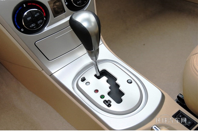 2013款 1.5L CVT精英型