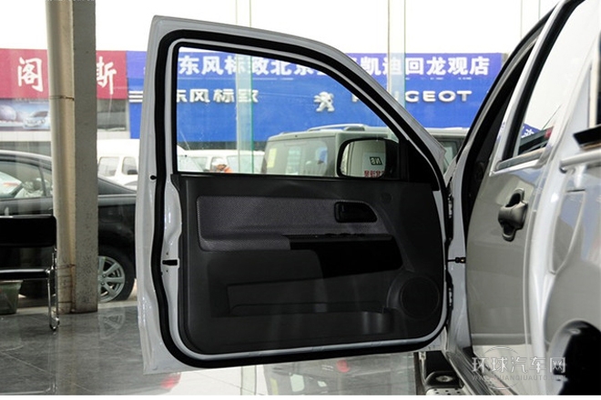 2011款 2.4L商務版 豪華型大雙排