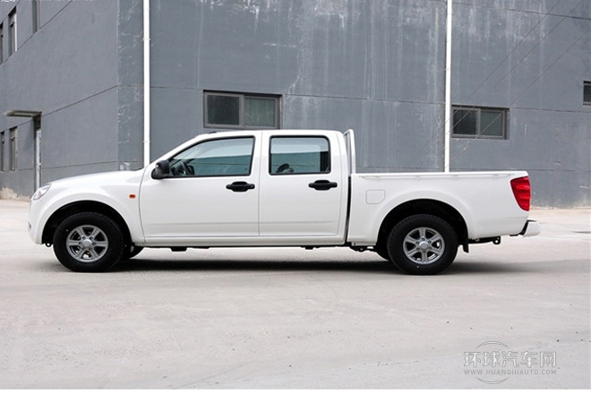 2011款 2.4L商務版 豪華型大雙排