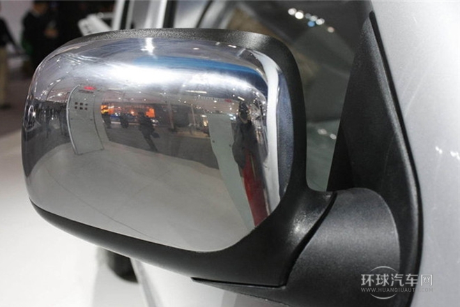 2011款 2.8T商務版 豪華型小雙排