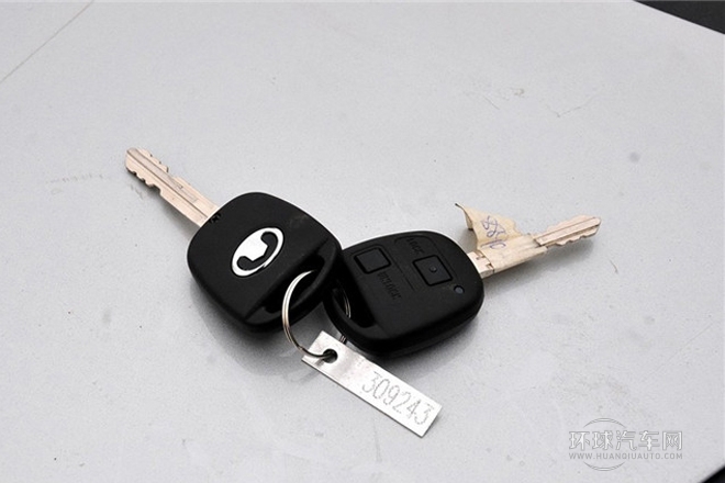 2011款 2.8T公務(wù)版 豪華型 兩驅(qū)大雙排