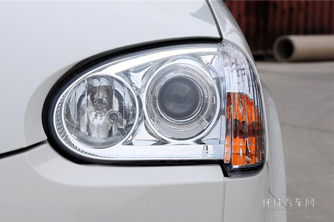 2011款 2.8T公務版 豪華型 兩驅大雙排