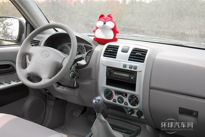 2011款 2.8T公務(wù)版 豪華型 四驅(qū)小雙排