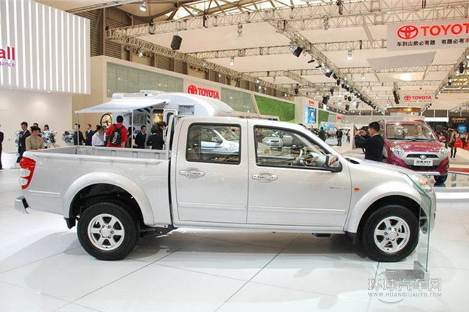 2011款 2.8T公務版 尊貴型 四驅小雙排