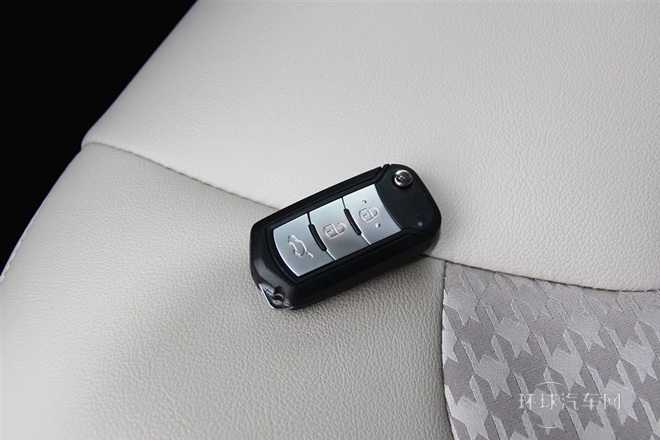 2014款 1.6L 手動精英ESP版