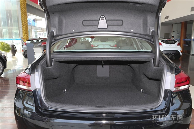 2015款 3.3 GDi 四驅(qū)豪華版