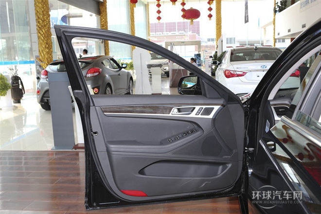 2015款 3.3 GDi 四驅(qū)豪華版