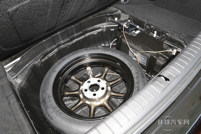 2015款 3.3 GDi 四驅豪華版