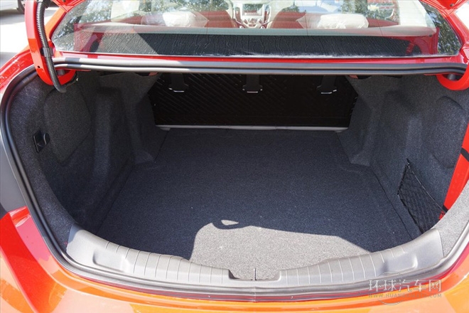 2015款 1.5L 自動時尚版