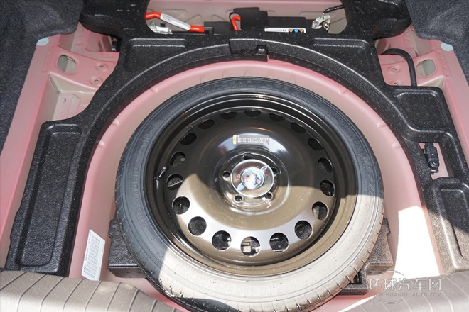 2015款 1.5L 自動(dòng)時(shí)尚版