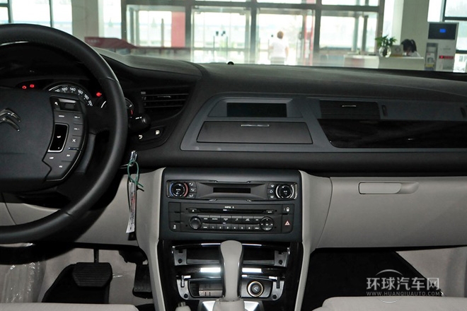 2014款 2.0L 自動尊悅型