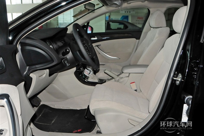 2014款 2.0L 自動尊悅型