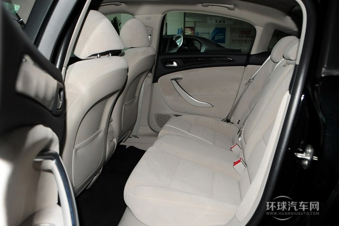 2014款 2.0L 自動尊悅型