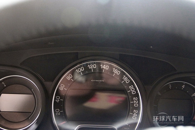 2014款 2.3L 自動尊貴型