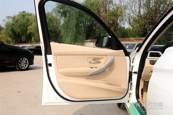 2015款 316i 進取型