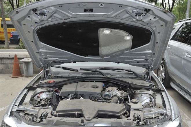 2015款 316i 運(yùn)動設(shè)計(jì)套裝