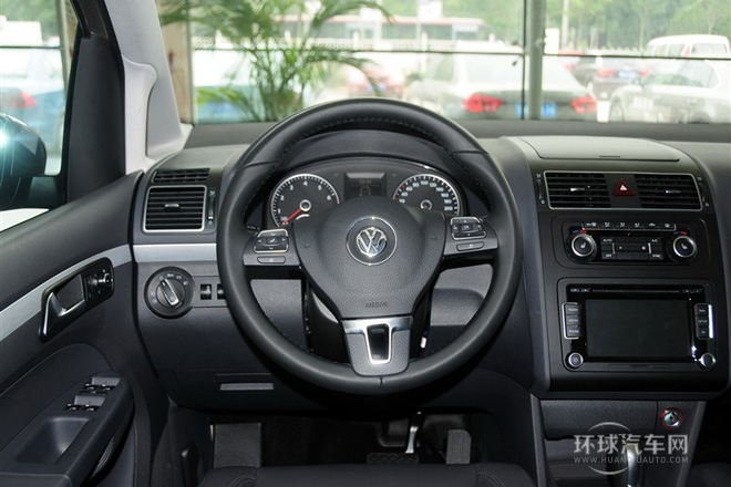 2015款 1.4T 自動旗艦版5座