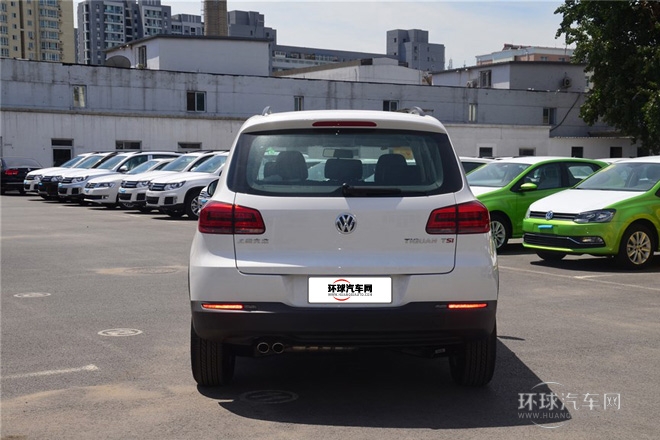 2015款 1.8TSI 手動兩驅風尚版