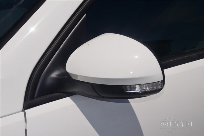 2015款 1.8TSI 手動兩驅風尚版