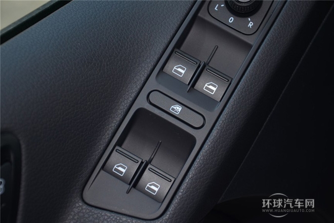 2015款 1.8TSI 手動兩驅(qū)風(fēng)尚版