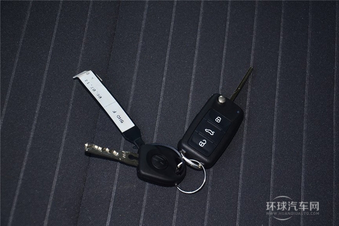 2015款 1.8TSI 手動兩驅風尚版