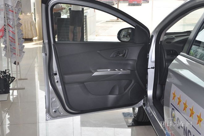 2014款 1.5L 手動智驅實尚型