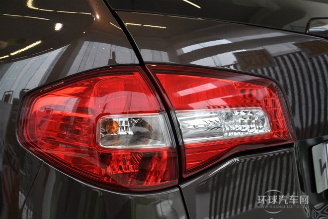 2014款 2.5L 兩驅(qū)Touring版