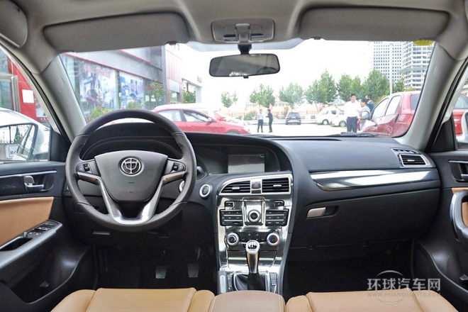 2014款 1.5T 手動豪華型