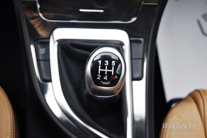 2014款 1.5T 手動豪華型