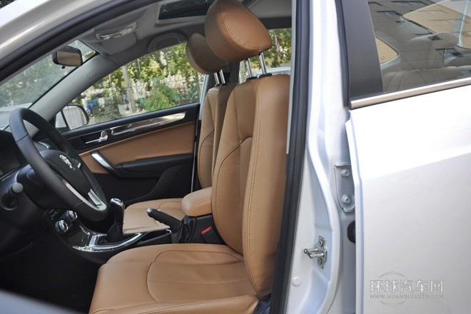 2014款 1.5T 手動豪華型