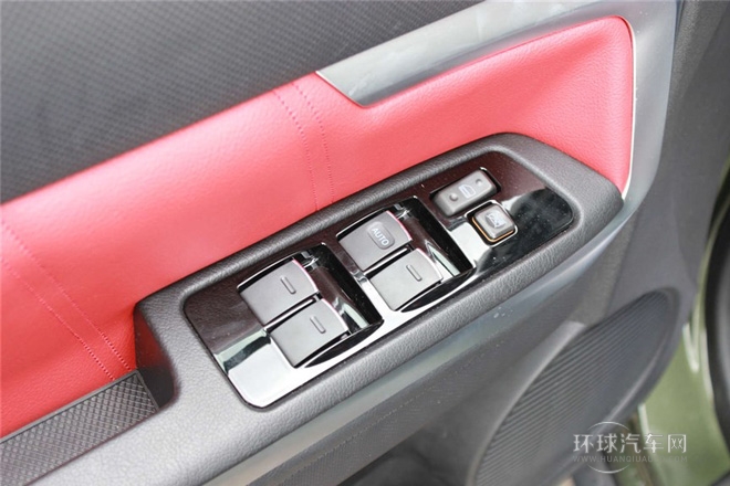 2014款 1.5L 手動都市版