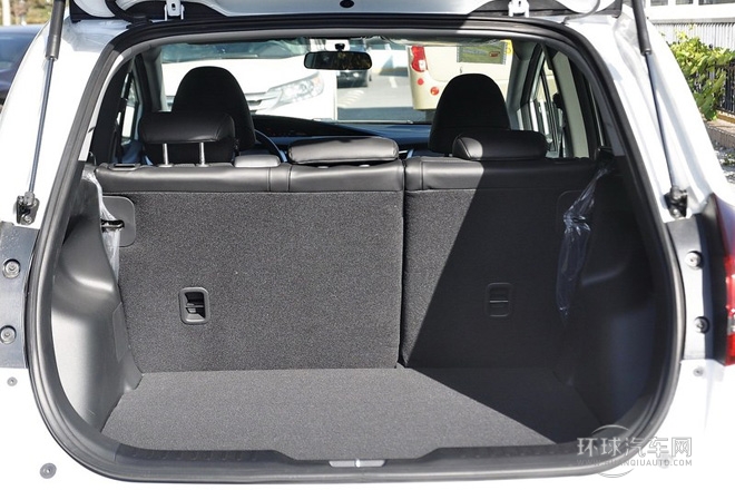 2014款 1.8L CVT豪華版 5座