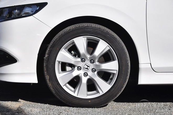 2014款 1.8L CVT豪華版 5座