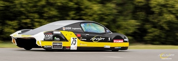 世界上Z快的電動汽車誕生:平均時速106.966公里