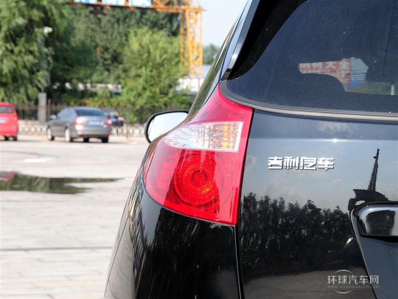 2014款 2.4L 自動兩驅尊貴型