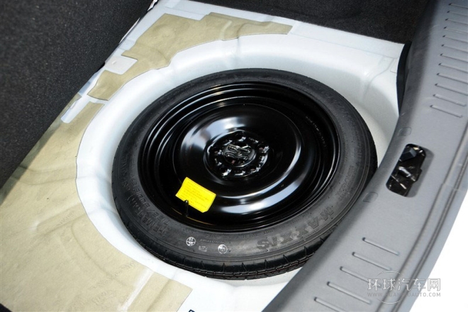 2014款  兩廂經典 1.8L 自動酷白典藏版