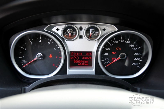 2014款  兩廂經典 1.8L 自動酷白典藏版