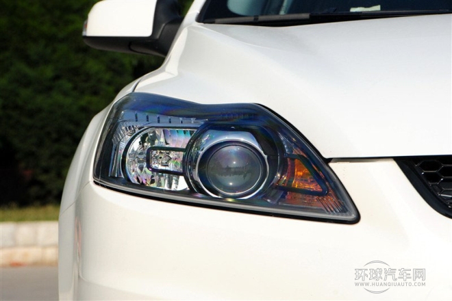 2014款  兩廂經典 1.8L 自動酷白典藏版