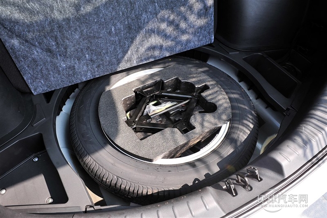 2015款 1.8T 自動兩驅精英版