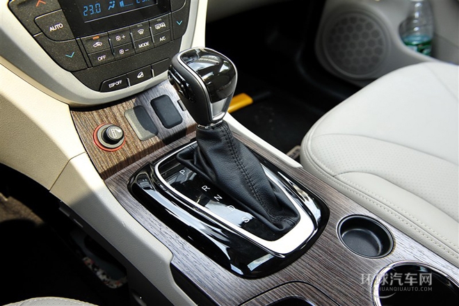 2015款 1.8T 自動兩驅精英版