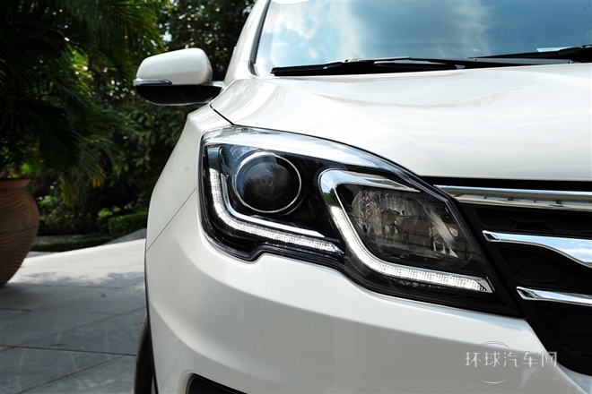 2015款 1.8T 自動兩驅(qū)精英版