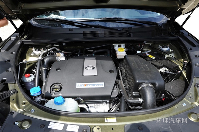 2015款 1.8T 自動兩驅豪華版