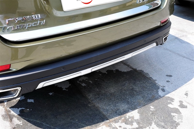 2015款 1.8T 自動兩驅豪華版