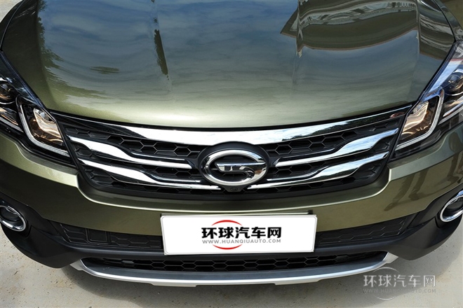 2015款 1.8T 自動兩驅豪華版