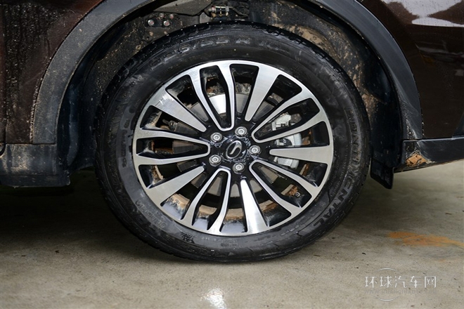 2015款 1.8T 自動兩驅至尊版